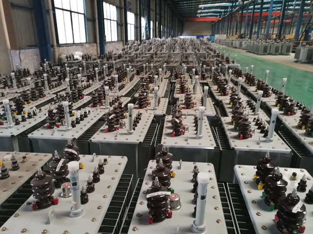 新干100KVA油浸式变压器
